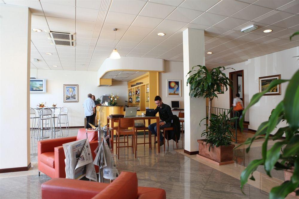 Euro Hotel Cascina Exteriér fotografie